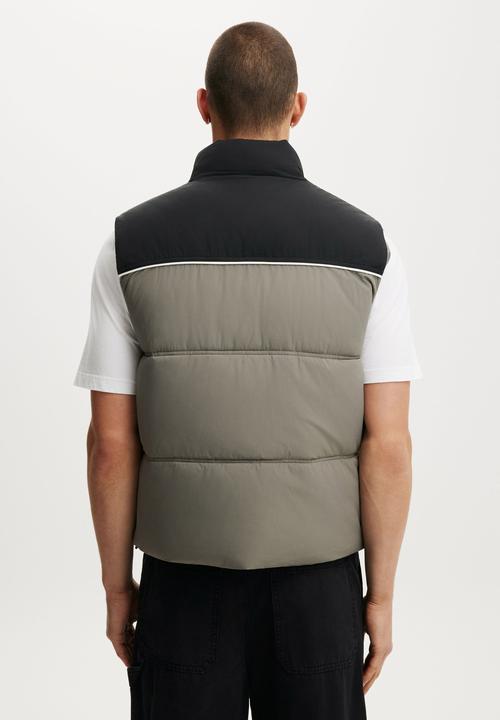 Cotton On - Puffer Vest - Grey / Panelled