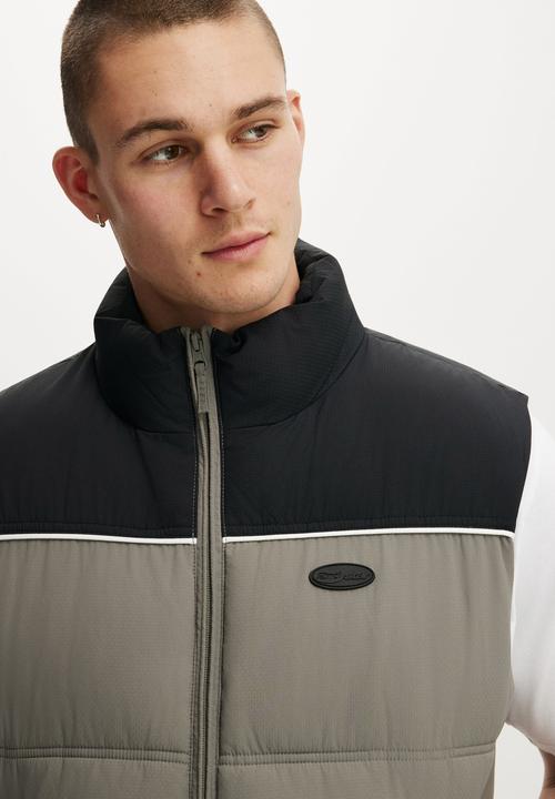 Cotton On - Puffer Vest - Grey / Panelled