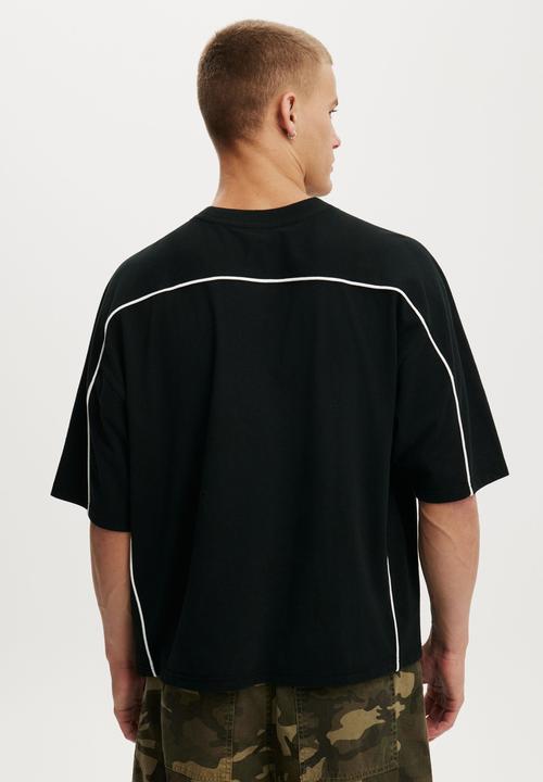 Cotton On - Cropped Fit T-Shirt - Black/White