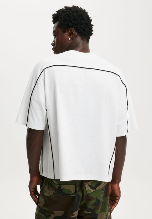 Cotton On - Cropped Fit T-Shirt - White/Black