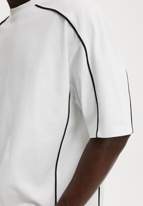 Cotton On - Cropped Fit T-Shirt - White/Black