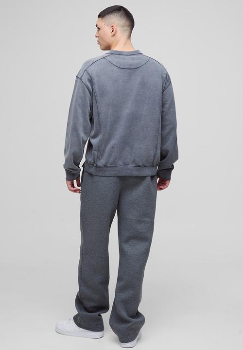 boohooMAN - Oversized Boxy Seam Wash Sweatshirt - Charcoal