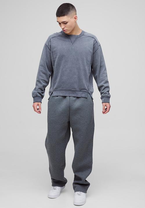 boohooMAN - Oversized Boxy Seam Wash Sweatshirt - Charcoal