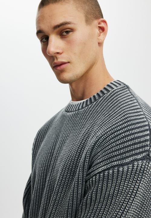 Cotton On - Box Fit Crew Knit - Washed Black