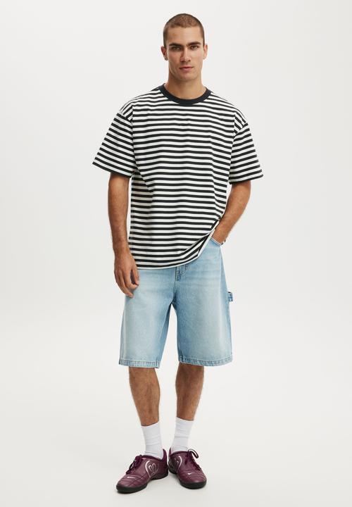 Cotton On - Box fit T-shirt - washed black / vintage white stripe