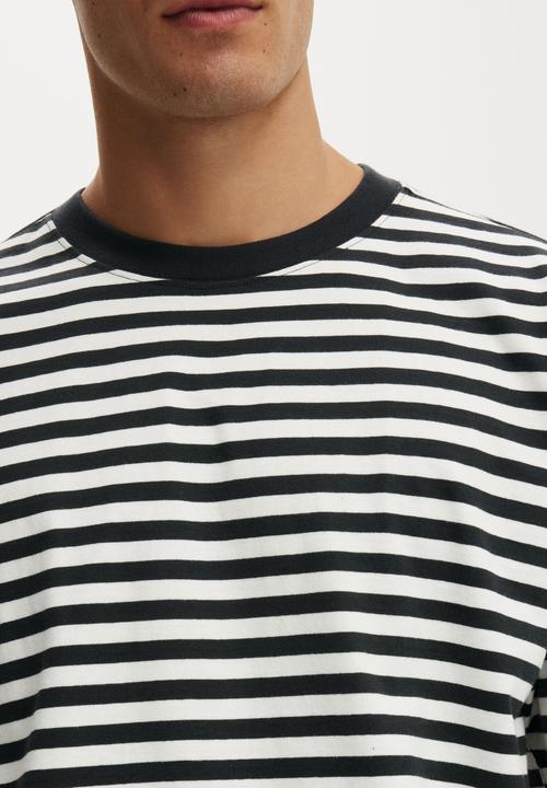 Cotton On - Box fit T-shirt - washed black / vintage white stripe