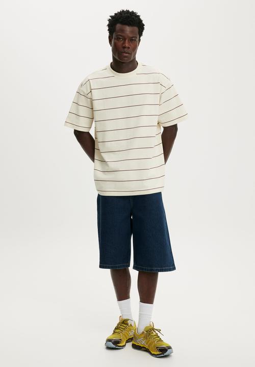 Cotton On - Box Fit T-Shirt - Creampuff / True Burgundy Stripe