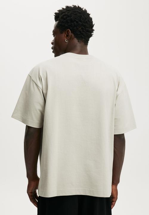 Cotton On - Box Fit T-Shirt - Silver Cloud