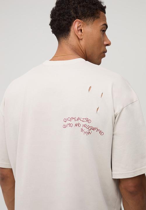 boohooMAN - Oversized Boxy Western Graphic Distressed T-Shirt-Stone