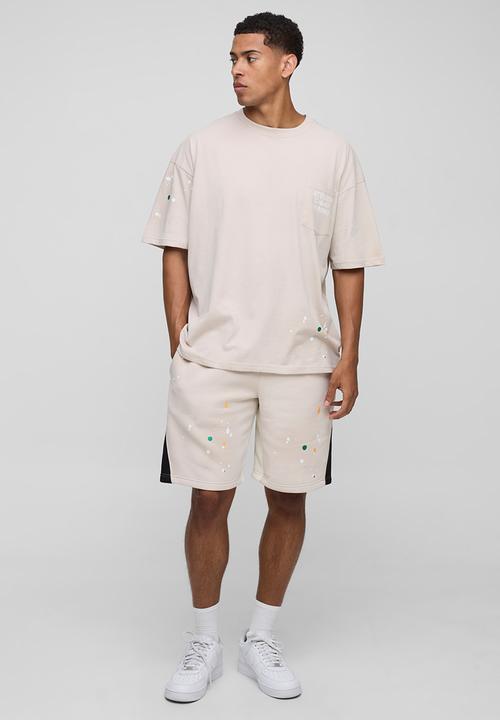 boohooMAN - Oversized Atelier Washed Paint Splatter Pocket T-Shirt - Stone