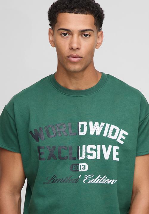 boohooMAN - Forest Oversized Cropped Loopback Worldwide Raw Edge T-Shirt - Forest