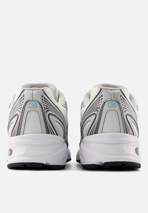 New Balance  - U7402Y9