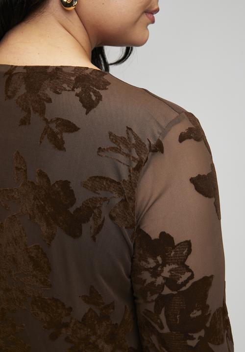Trendyol - Plus Flock Printed Knitted Dress - Brown
