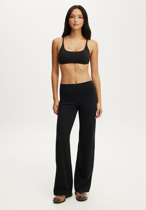 Cotton On - Ultra Luxe Strappy Cross Back Crop - Black