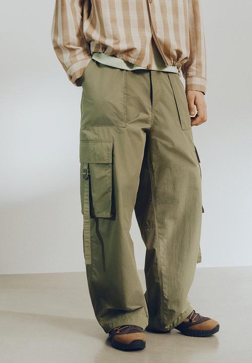 H&M - H&M Atelier: Loose fit cargo trousers - khaki green