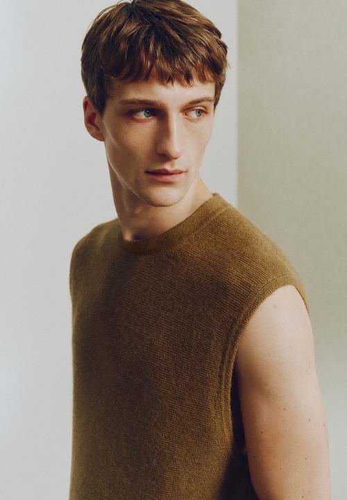 H&M - H&M Atelier: Loose fit purl-knit sweater vest - brown