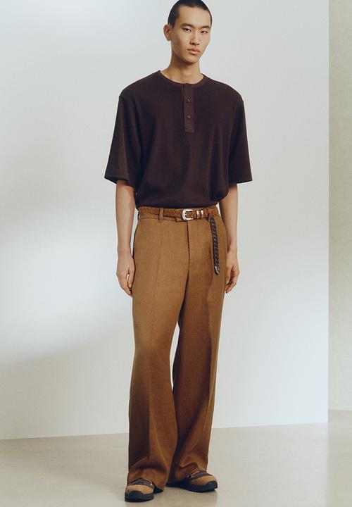 H&M - H&M Atelier: Loose fit linen-blend henley top - dark brown