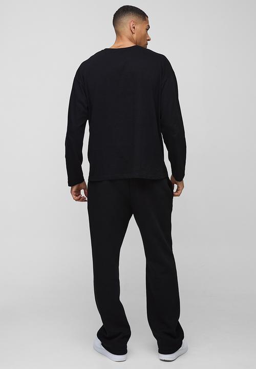 boohooMAN - Oversized Long Sleeve Crew Neck T-Shirt - Black