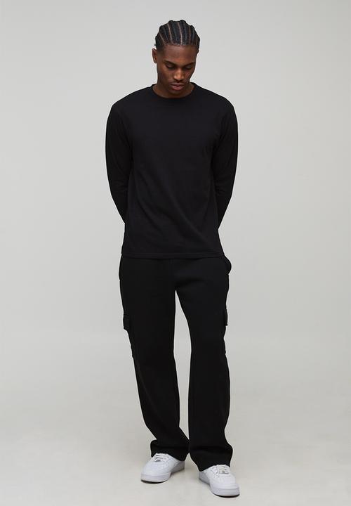 boohooMAN - Basic Long Sleeve Regular Fit Crew Neck T-shirt - Black