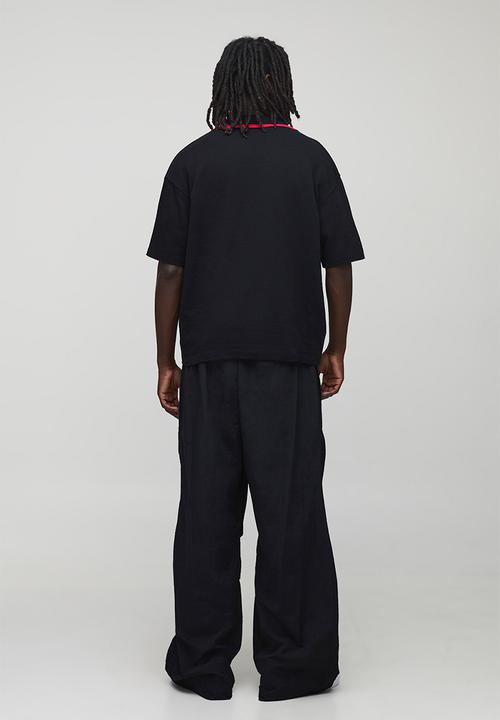 boohooMAN - Oversized Boxy OFCL Knitted Football Polo - Black