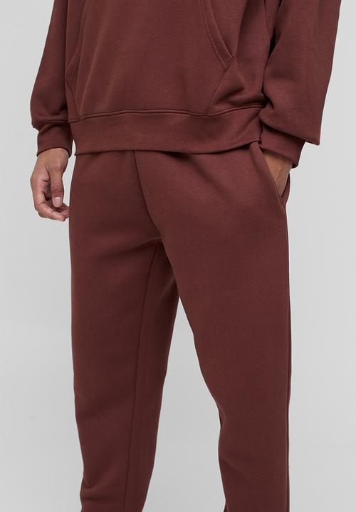boohooMAN - Regular Fit Split Hem Jogger - Chocolate