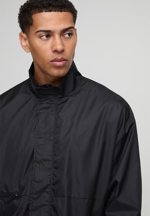 boohooMAN - Oversized High Shine Funnel Neck Track Jacket - Black