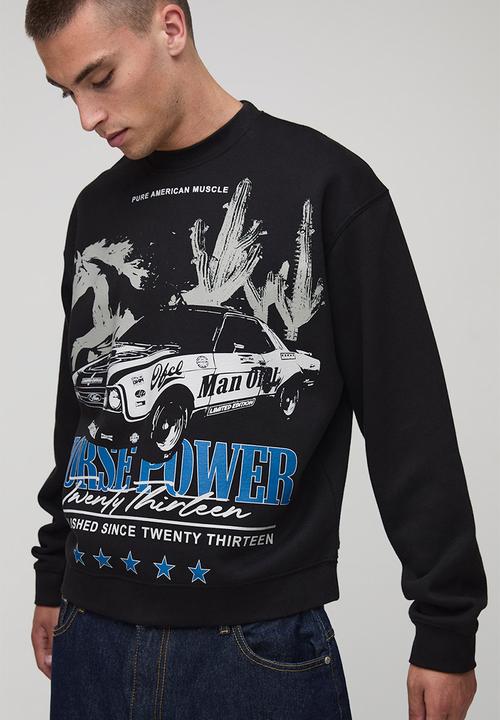boohooMAN - Black Oversized Boxy Extended Neck Horse Printed Sweatshirt - Black