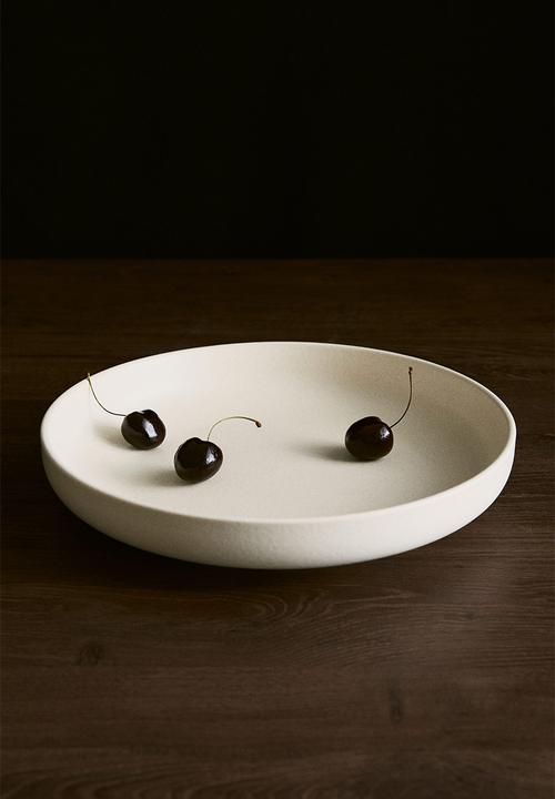Reactive-glaze stoneware serving bowl - light beige 