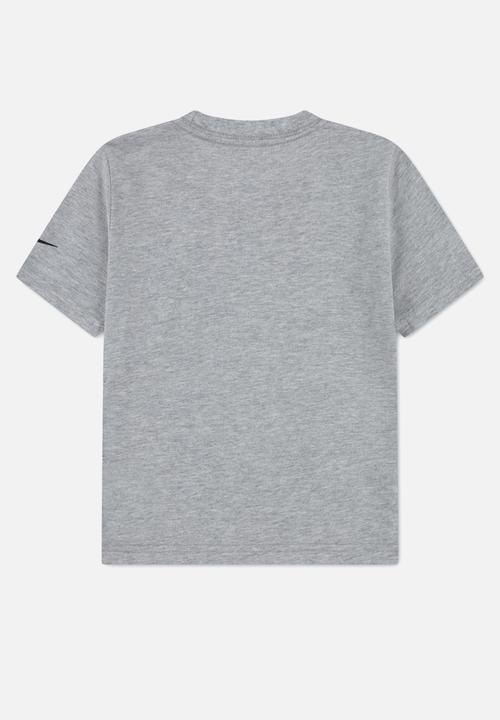 Nike - Nkb I Am Sport Boxy Graphic Tee - Dk Grey Heather