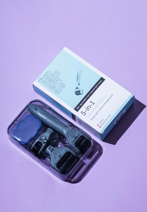 Fundamentals Skincare - 5 in 1 Derma Roller System