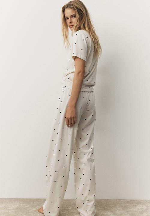 H&M - Jersey pyjamas - cream & black hearts