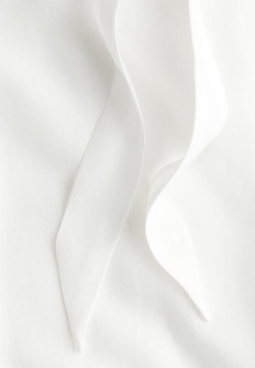 H&M - Bow-collar blouse - white