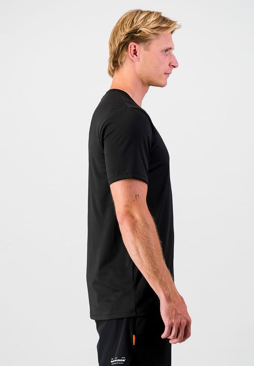 Burnt  - Fundamental Daily Tee - Black