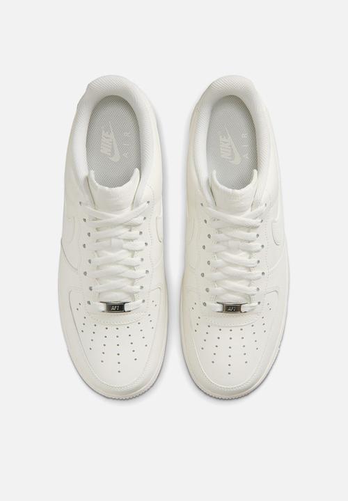 Nike - Nike Air Force 1 '07
