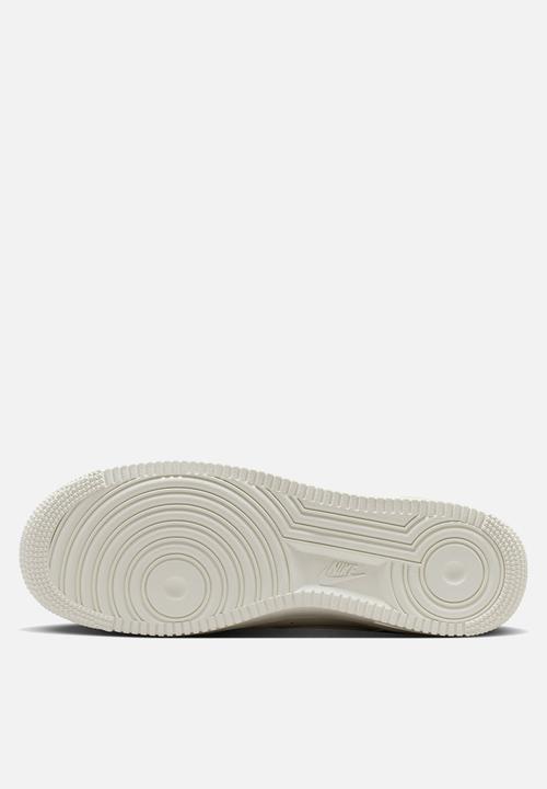 Nike - Nike Air Force 1 '07