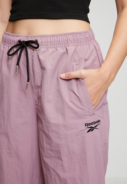 Reebok - Vector Track Pant - Berry Chill/Black