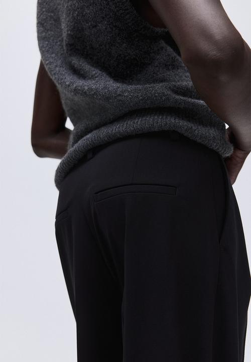 H&M - Wide tailored trousers - black