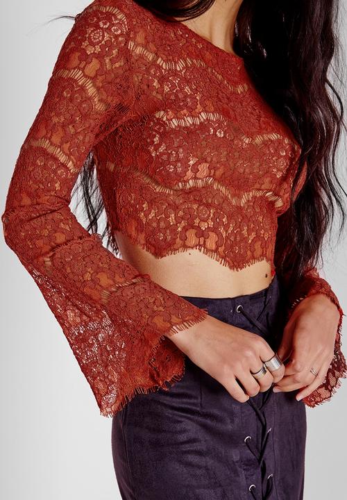 Missguided - Lace Bell Sleeve Crop Top 