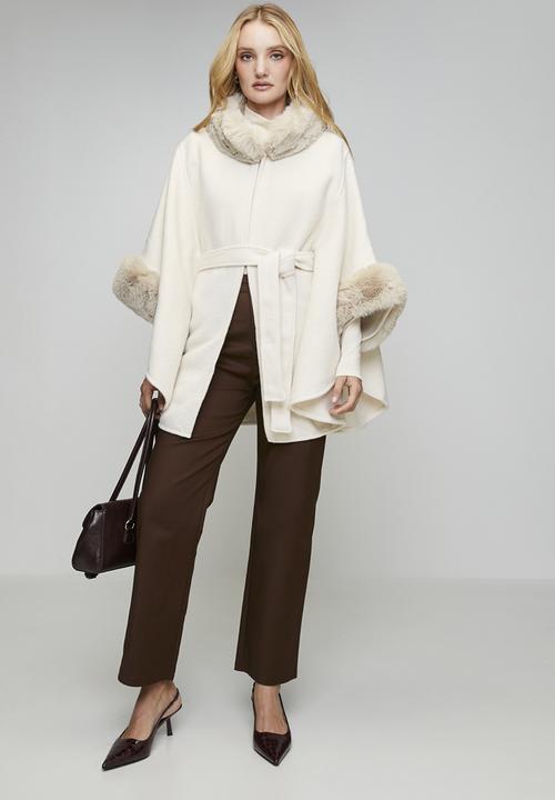 Stella Morgan - Faux Fur Trim Poncho - Ivory