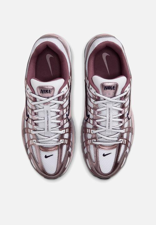 Nike - Nike P-6000