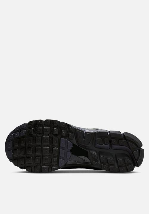 Nike - Nike Zoom Vomero 5 SE