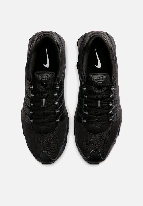 Nike - NIKE SHOX NZ