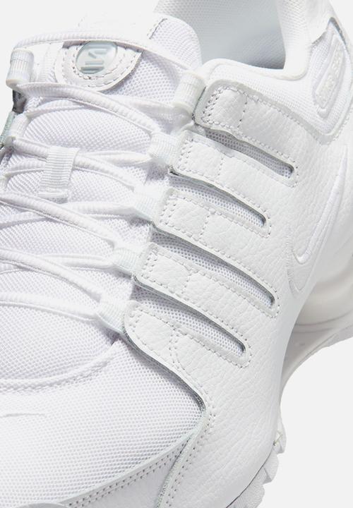 Nike - NIKE SHOX NZ