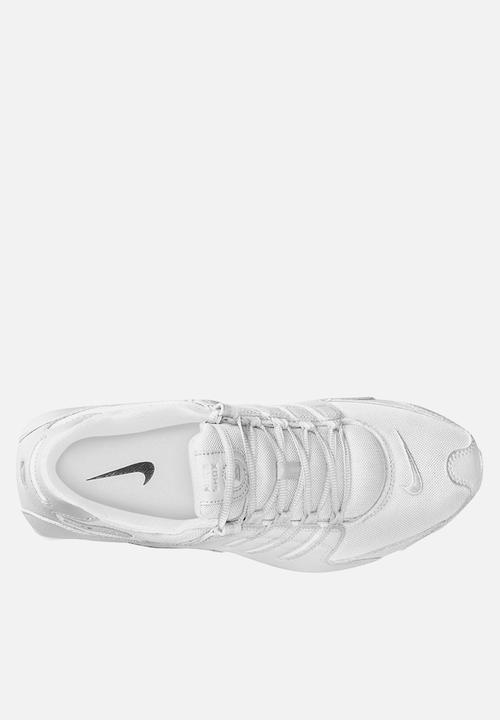 Nike - NIKE SHOX NZ