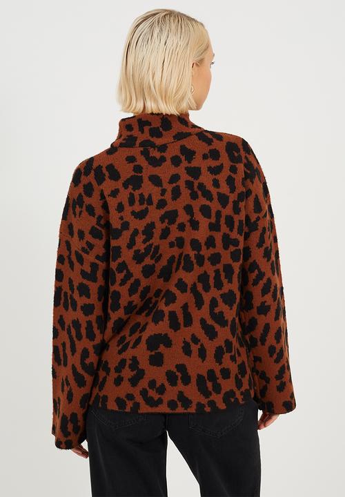Brave Soul - Animal Jacquard Tunic With Turtle Neck - Brown/Black