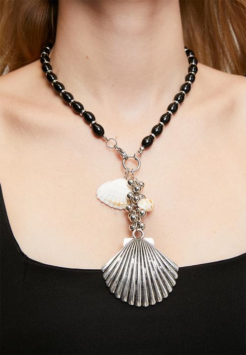 Tessa Design - Devin Shell Beaded Necklace - Silver & Black