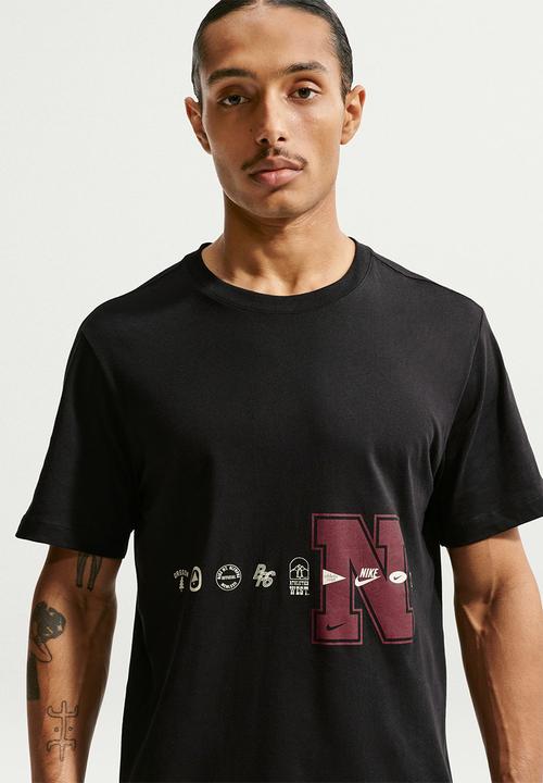 Nike - NSW Celebrate Brand Tee  - Black