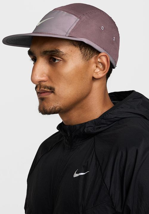 Nike - Unstructured Swoosh Cap - Violet