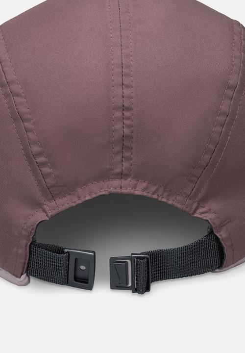 Nike - Unstructured Swoosh Cap - Violet