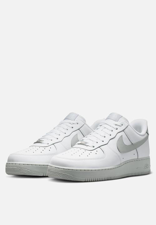 Nike - Nike Air Force 1 '07